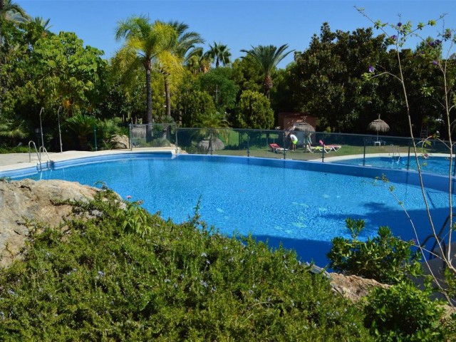 3 Makuuhuoneen Huoneisto Nueva Andalucía