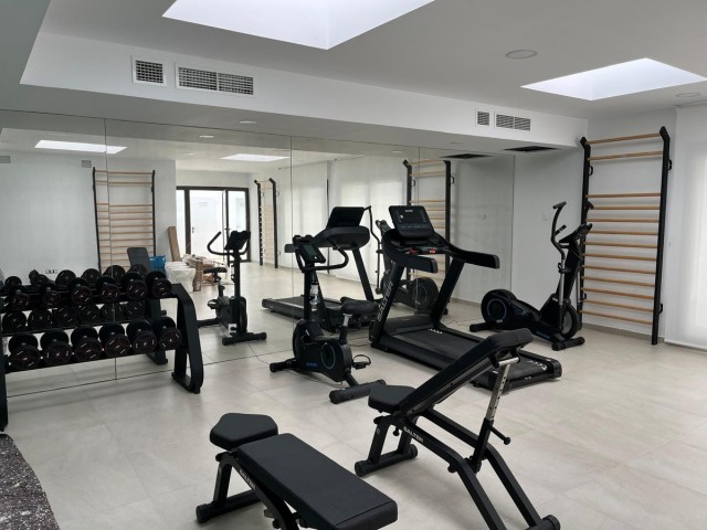 Penthouse in Estepona