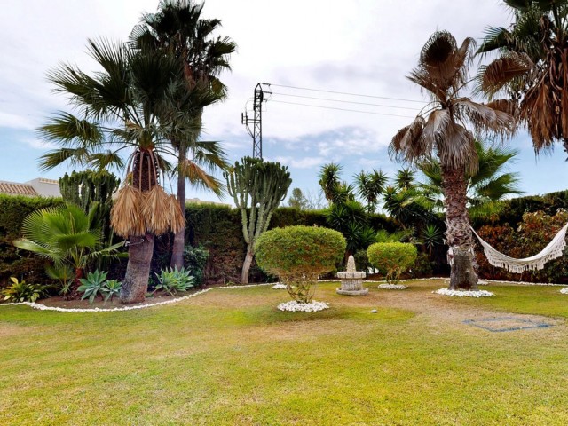 7 Makuuhuoneen Huvila Guadalmina Alta