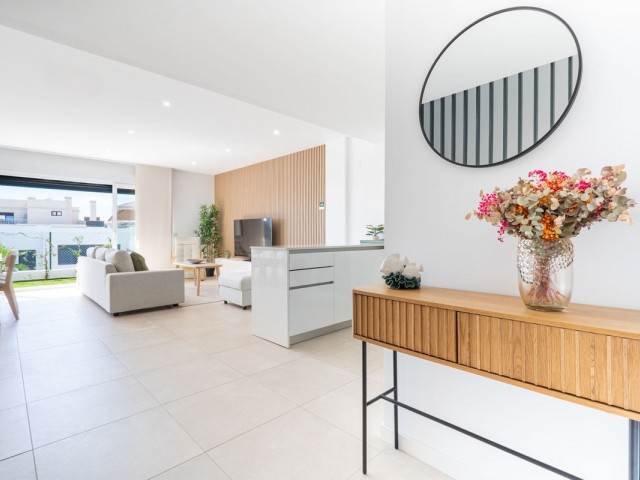 4 Slaapkamer Rijtjeshuis in La Cala de Mijas