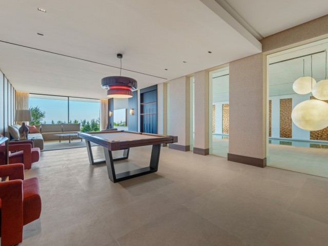 8 Bedrooms Villa in Benahavís