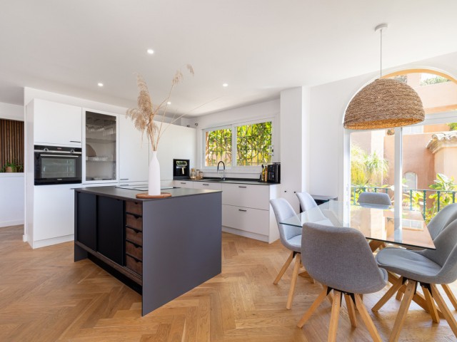 Penthouse in Nueva Andalucía