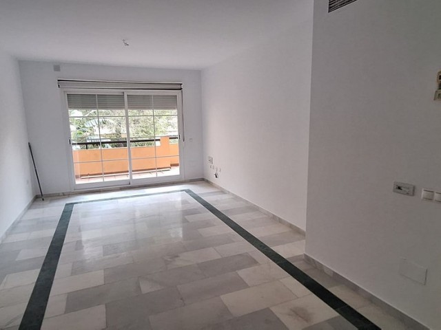 Appartement, Elviria, R5216416