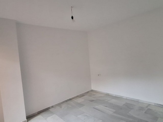 2 Slaapkamer Appartement in Elviria