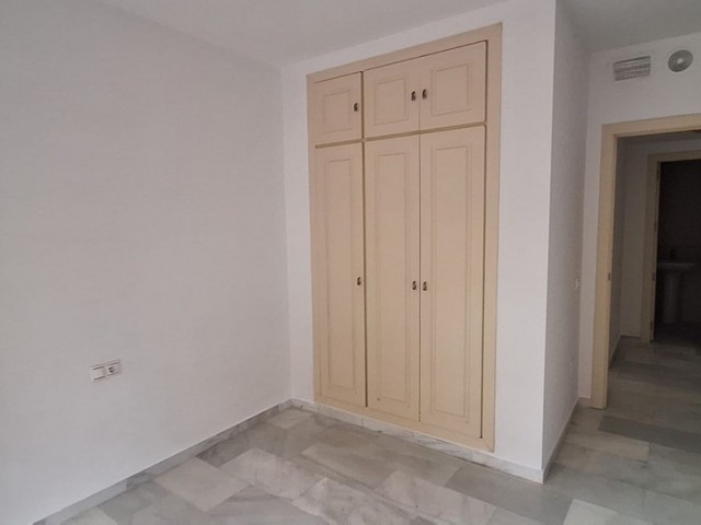 2 Slaapkamer Appartement in Elviria
