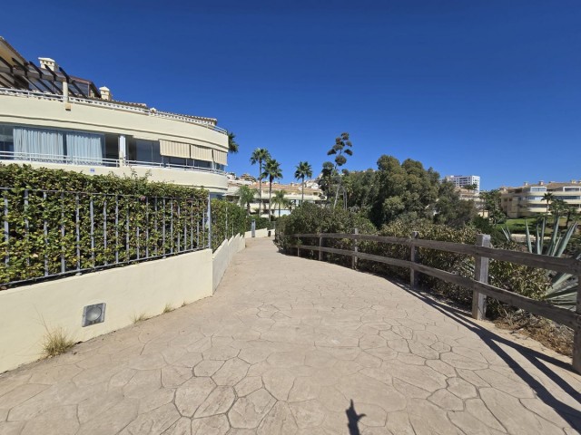 Appartement avec 2 Chambres  à Torrequebrada