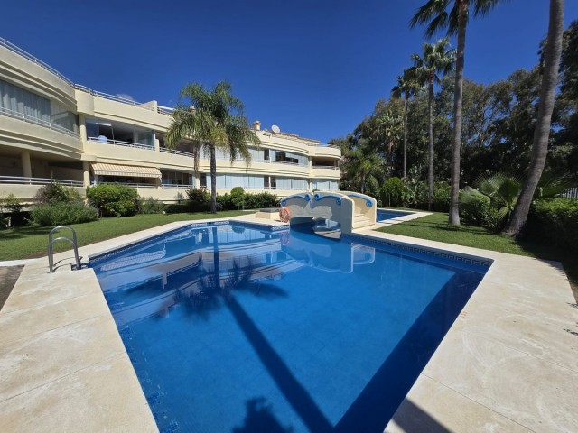 Lägenhet, Torrequebrada, R5216464
