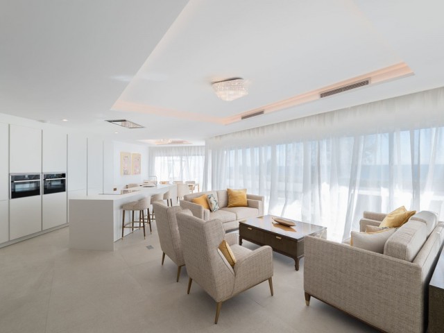 3 Soveroms Rekkehus i Estepona