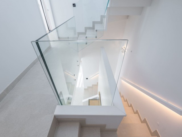 3 Soveroms Rekkehus i Estepona