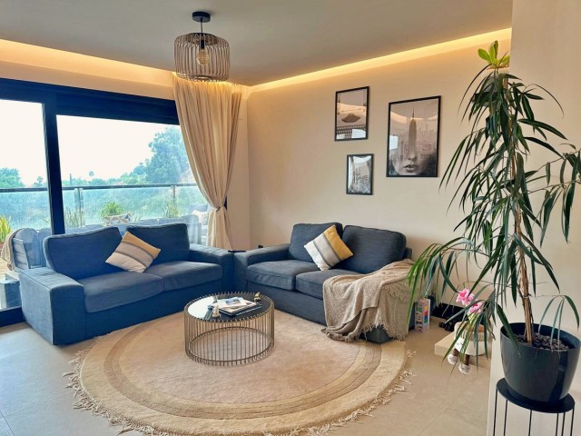 2 Soveroms Leilighet i Nueva Andalucía