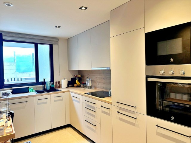 2 Soveroms Leilighet i Nueva Andalucía