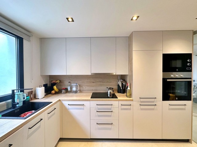 2 Soveroms Leilighet i Nueva Andalucía