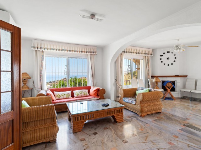 3 Bedrooms Villa in Benalmadena