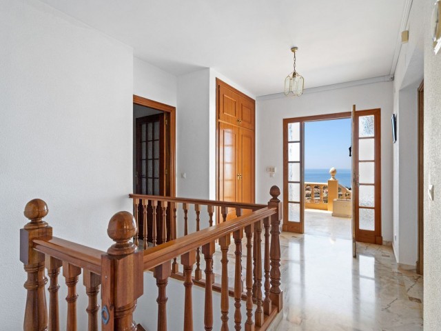 3 Bedrooms Villa in Benalmadena