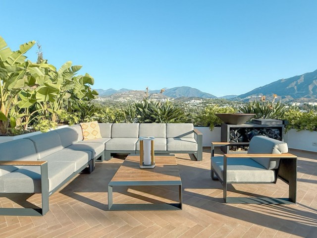 Penthouse in Nueva Andalucía