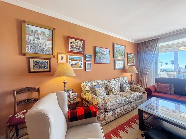 2 Bedrooms Apartment in La Duquesa