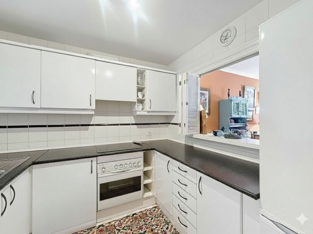 2 Bedrooms Apartment in La Duquesa