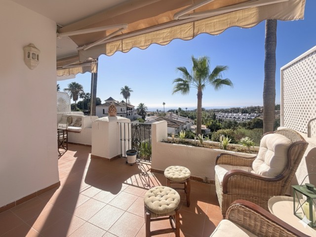 2 Bedrooms Apartment in La Duquesa