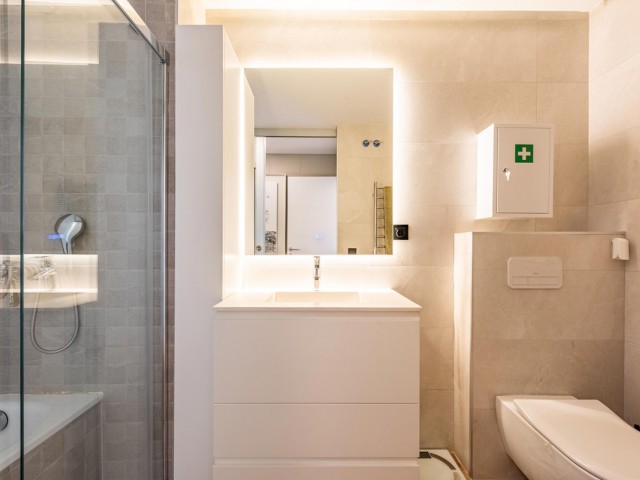 4 Slaapkamer Appartement in Estepona