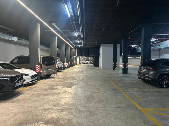 4 Slaapkamer Appartement in Estepona