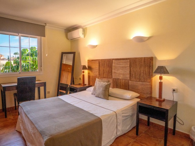 4 Soveroms Villa i Nueva Andalucía