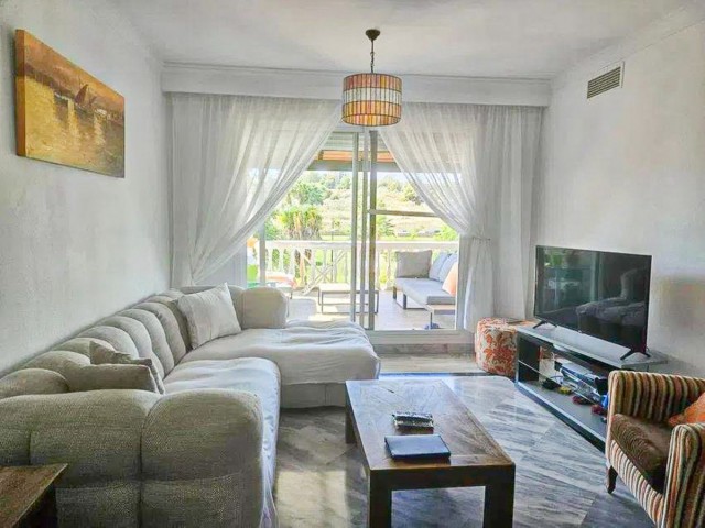 2 Soveroms Leilighet i Nueva Andalucía