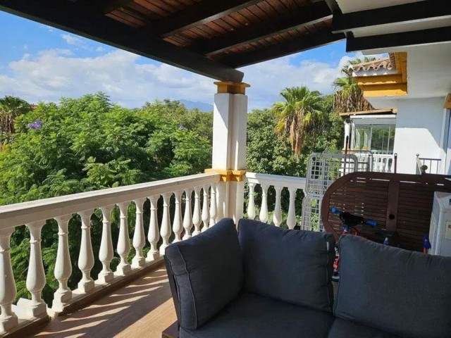 2 Soveroms Leilighet i Nueva Andalucía