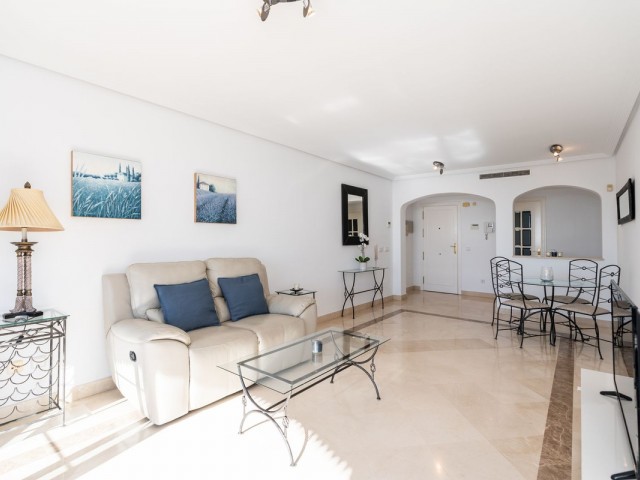Apartment, Los Arqueros, R5212417