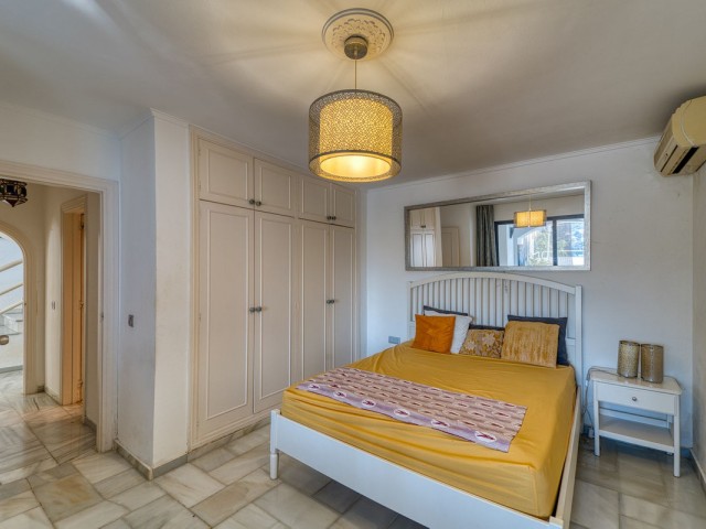 4 Soveroms Villa i Nueva Andalucía