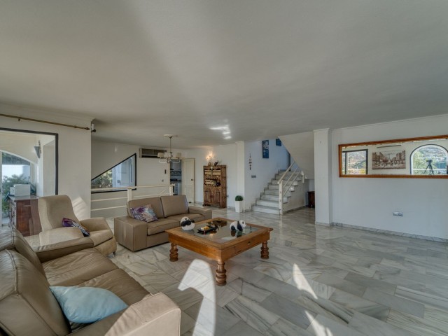 4 Schlafzimmer Villa in Nueva Andalucía