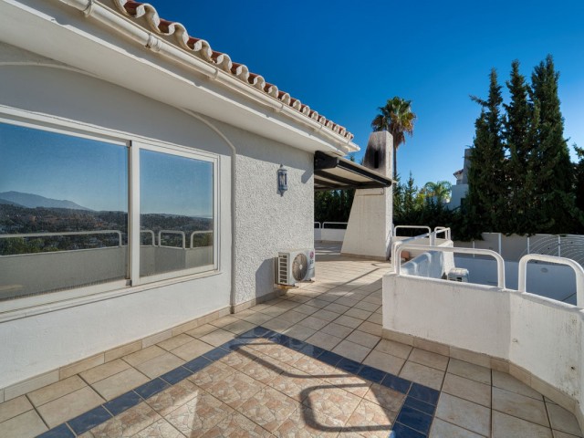 4 Schlafzimmer Villa in Nueva Andalucía