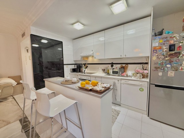 Leilighet, The Golden Mile, R5216665
