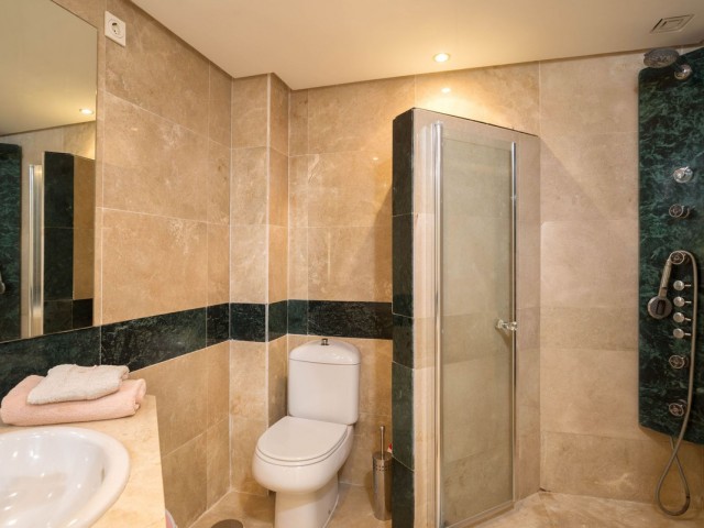 2 Makuuhuoneen Huoneisto Río Real