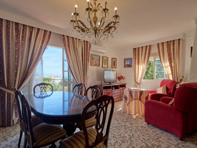 5 Bedrooms Villa in Benalmadena