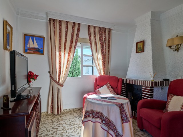 5 Bedrooms Villa in Benalmadena