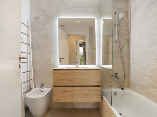 2 Slaapkamer Appartement in Estepona