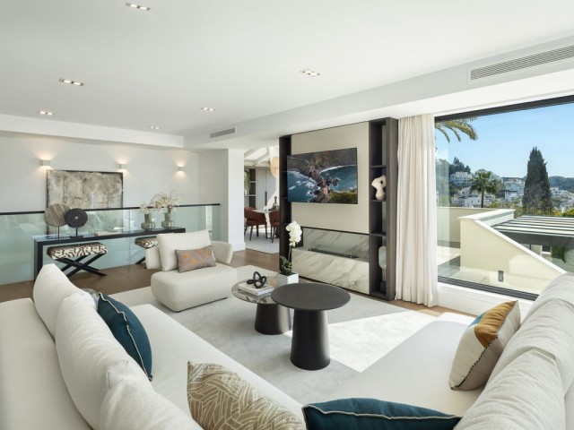 5 Bedrooms Villa in Nueva Andalucía