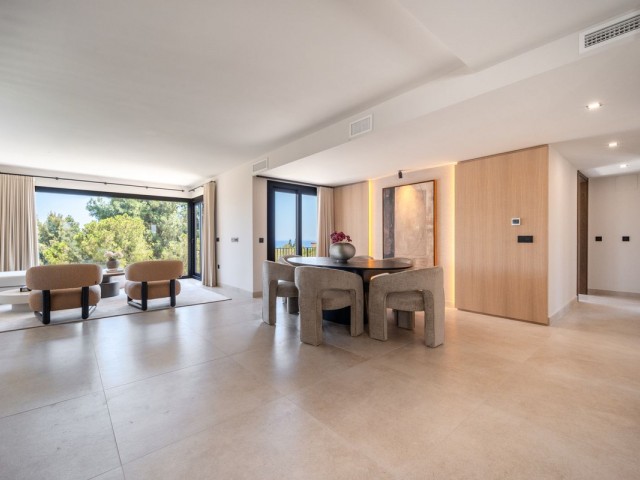 5 Bedrooms Villa in La Cala de Mijas