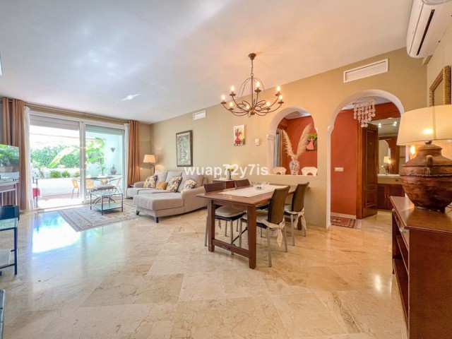 2 Bedrooms Apartment in Benalmadena