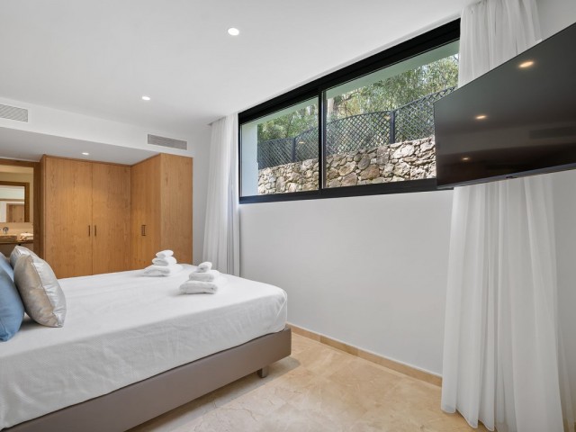 Villa avec 5 Chambres  à Nueva Andalucía