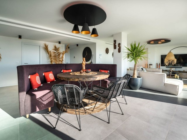 3 Bedrooms Apartment in Estepona