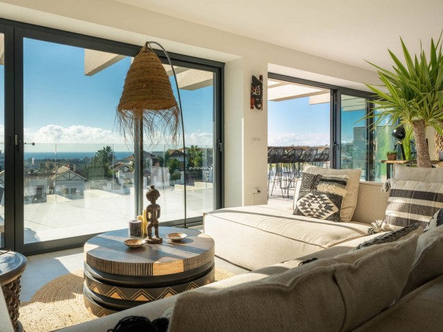 3 Bedrooms Apartment in Estepona