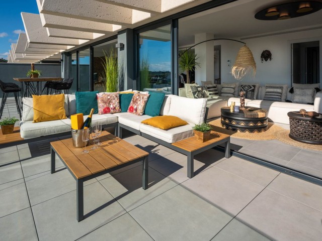 3 Bedrooms Apartment in Estepona