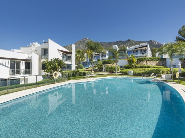 Reihenhaus Sierra Blanca - R5021437
