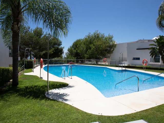 2 Slaapkamer Rijtjeshuis in Sierra Blanca