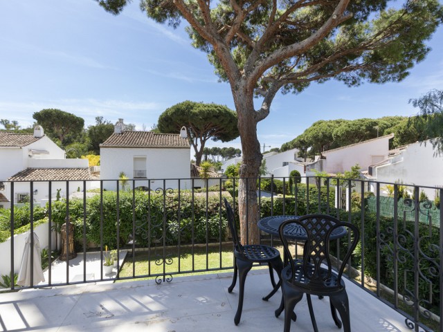 3 Bedrooms Villa in Estepona