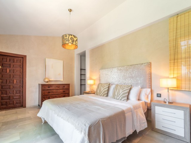 4 Bedrooms Villa in New Golden Mile