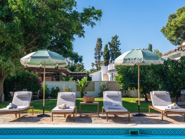 4 Bedrooms Villa in New Golden Mile