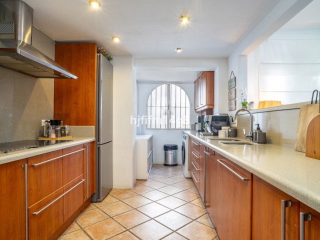 2 Soveroms Leilighet i Nueva Andalucía