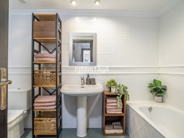 2 Soveroms Leilighet i Nueva Andalucía